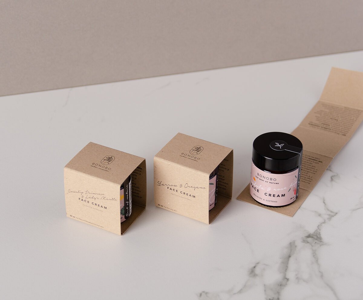 Moliūgų ir rožių aliejaus veido kremas / Ramina ir minkština